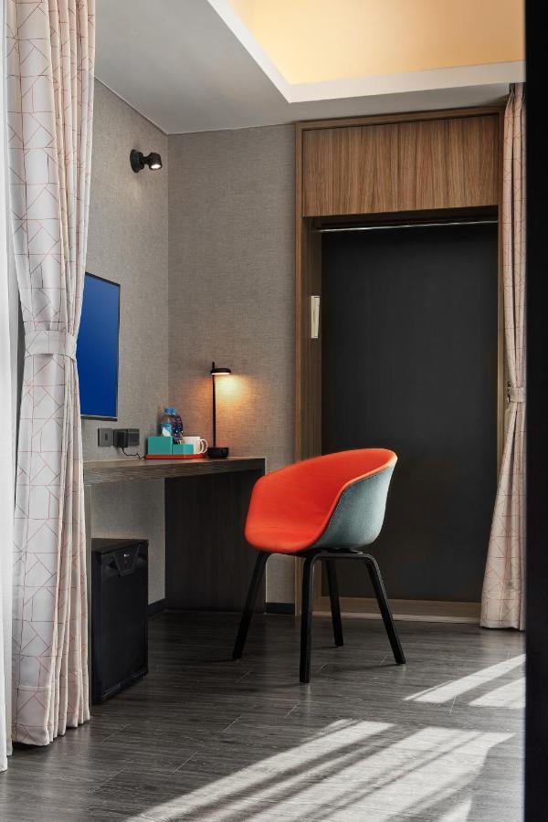 Holiday Inn Express Kaohsiung Love River By Ihg מראה חיצוני תמונה