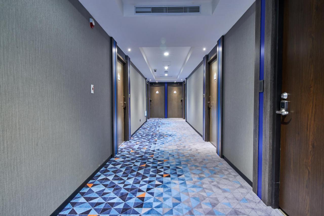Holiday Inn Express Kaohsiung Love River By Ihg מראה חיצוני תמונה