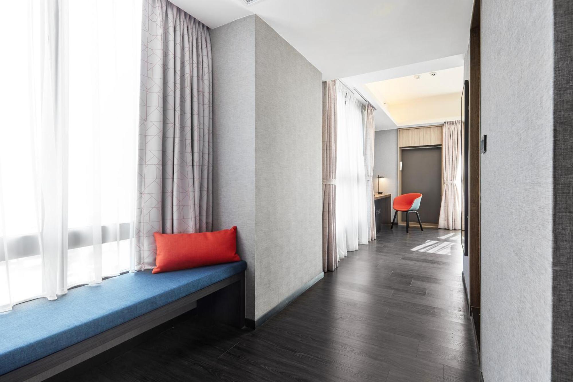 Holiday Inn Express Kaohsiung Love River By Ihg מראה חיצוני תמונה