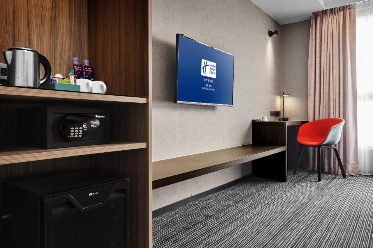 Holiday Inn Express Kaohsiung Love River By Ihg מראה חיצוני תמונה