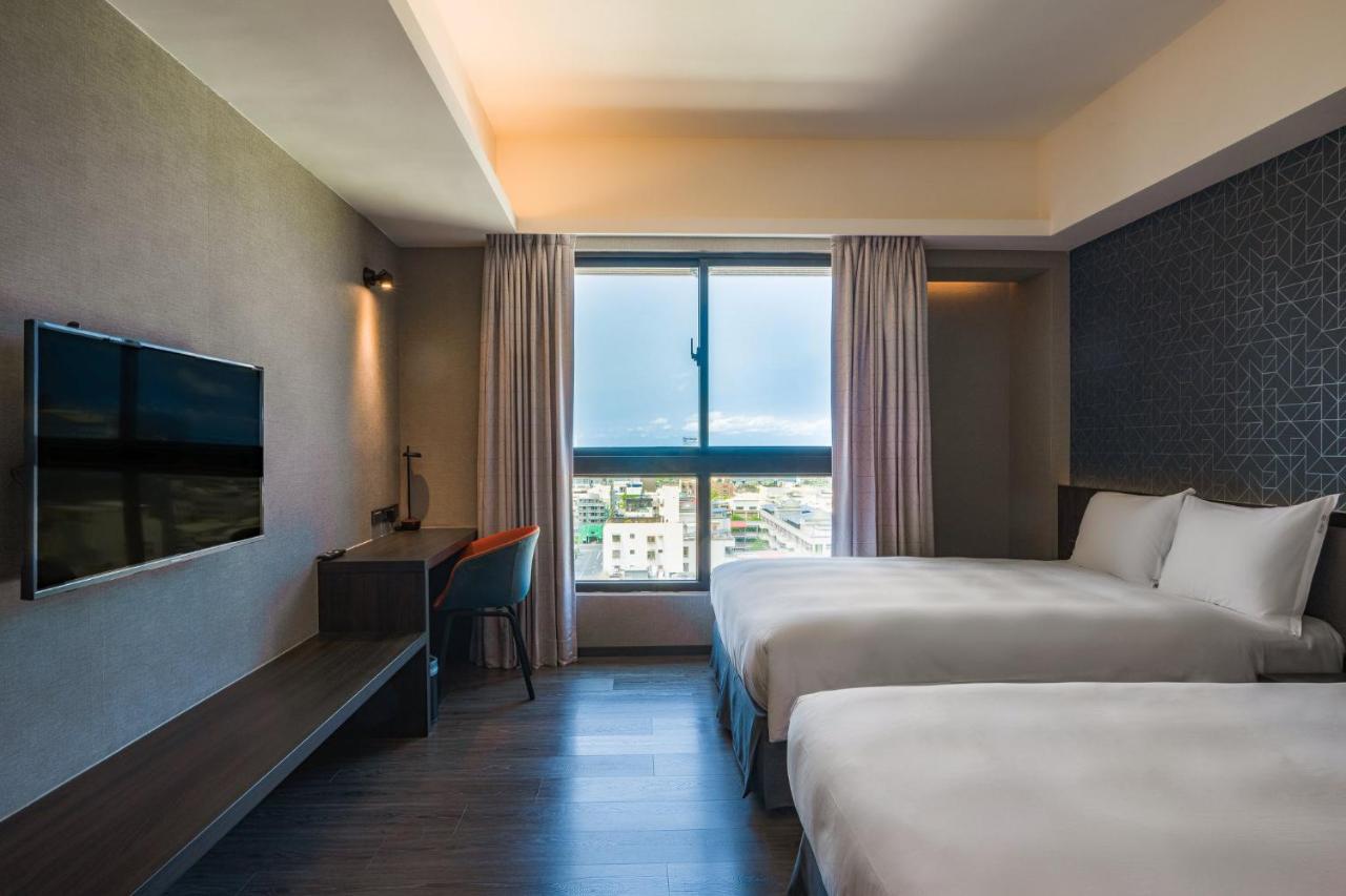 Holiday Inn Express Kaohsiung Love River By Ihg מראה חיצוני תמונה
