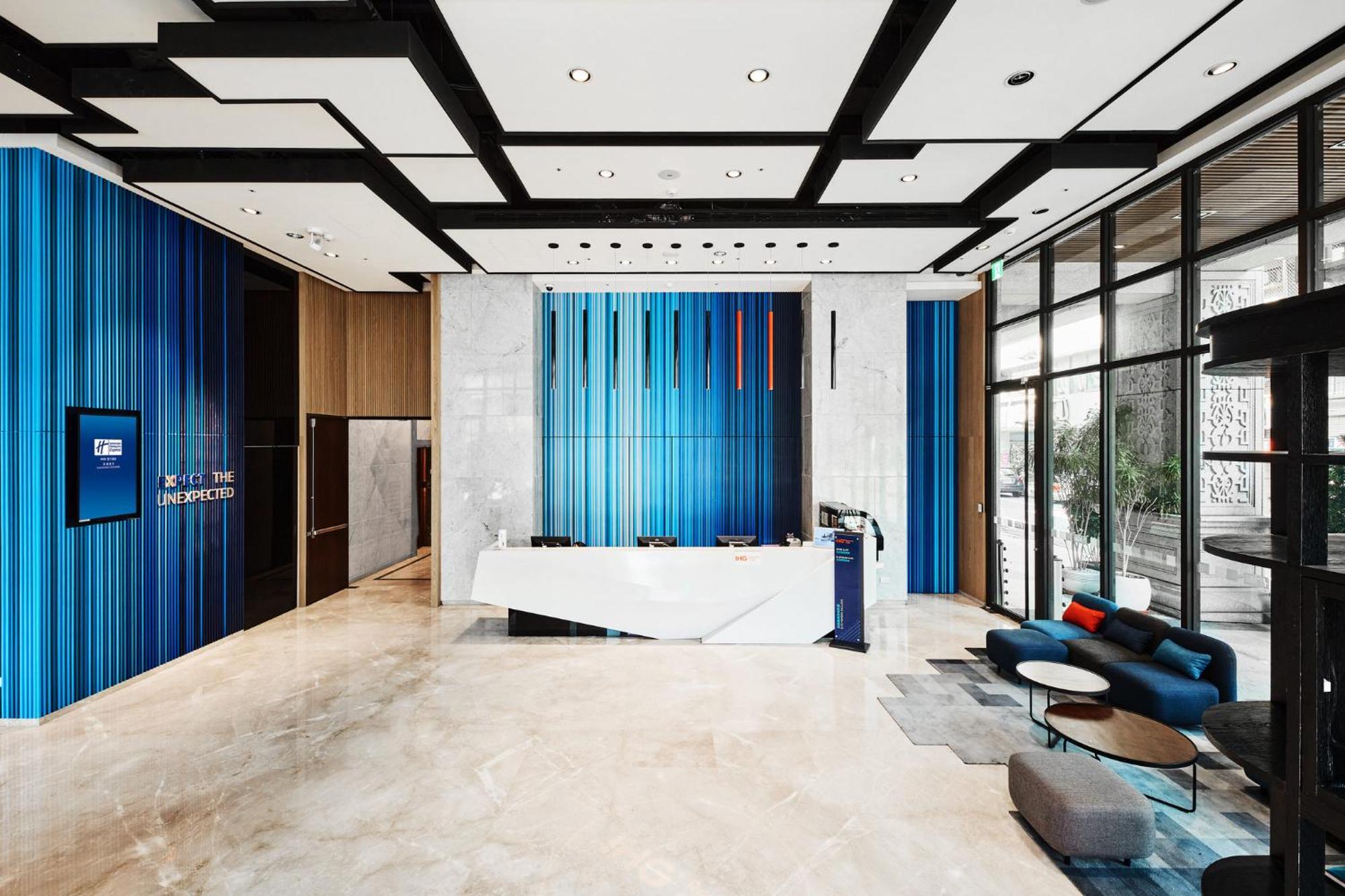 Holiday Inn Express Kaohsiung Love River By Ihg מראה חיצוני תמונה