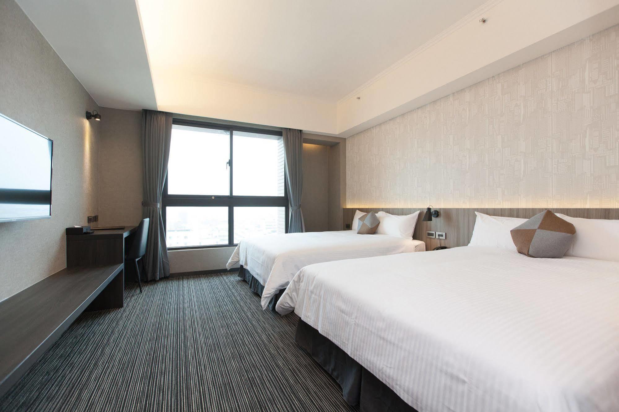Holiday Inn Express Kaohsiung Love River By Ihg מראה חיצוני תמונה