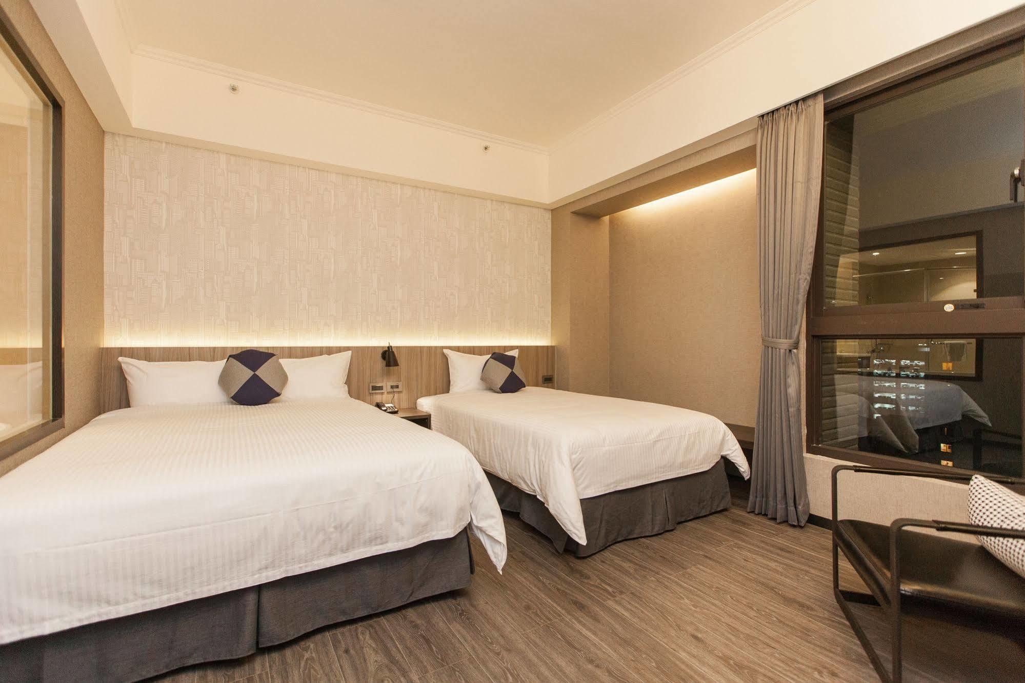Holiday Inn Express Kaohsiung Love River By Ihg מראה חיצוני תמונה